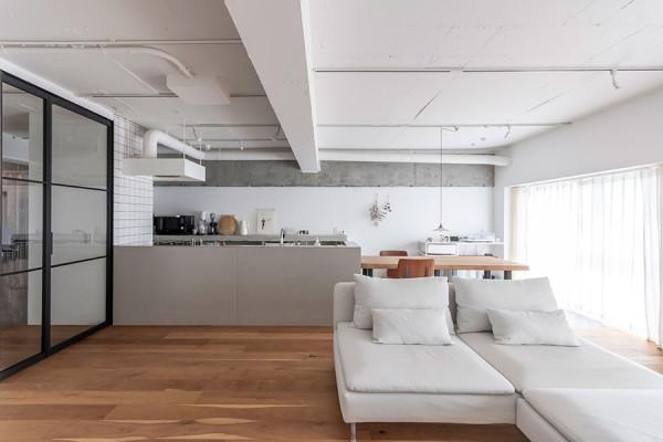 90後小夫妻,為了省錢135㎡簡單裝修,空曠舒適看起來更乾淨 90後小夫妻,為了省錢135㎡簡單裝修,空曠舒適看起來更乾淨