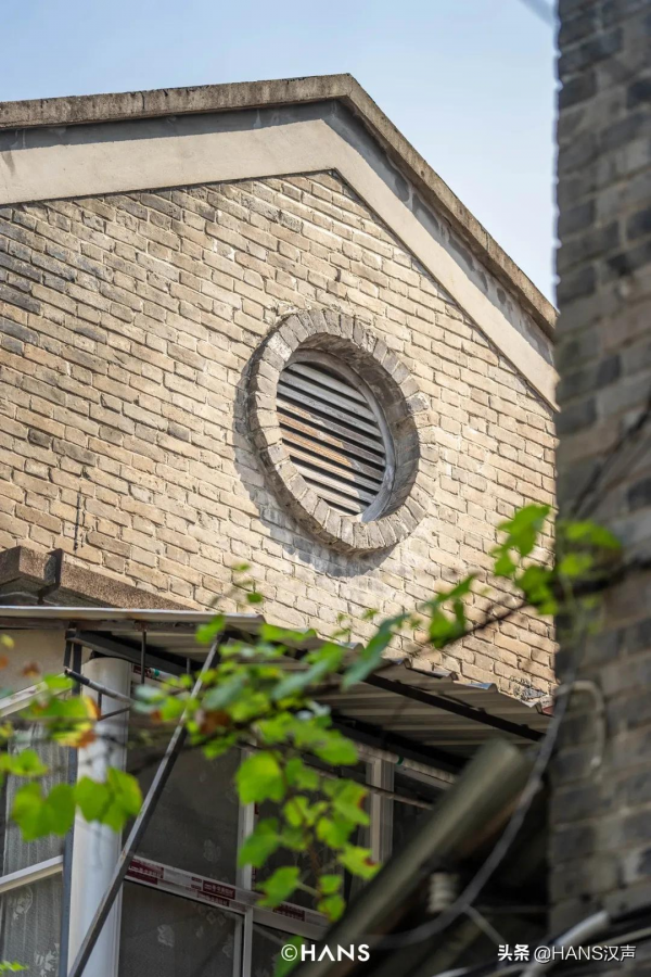 黃鶴樓下的人間煙火，蛇山上的神奇武昌