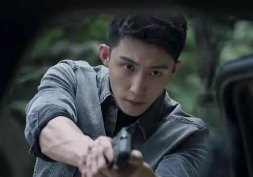 六位“硬漢”接班人,個個陽剛之氣十足,不再油頭粉面,濃妝淡抹 六位“硬漢”接班人,個個陽剛之氣十足,不再油頭粉面,濃妝淡抹