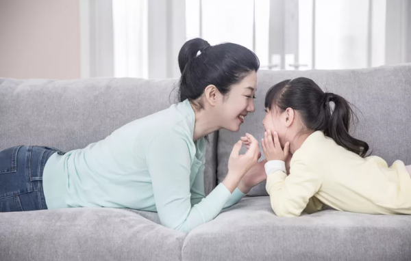 李玫瑾：孩子三歲之前，要有恩於他，三歲之後，要立威於他