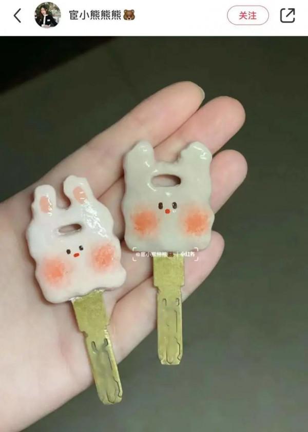 比情頭更讓人上癮的，是情侶手工