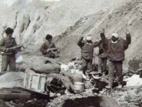 自衛反擊戰：印軍陣亡的高級別軍官，被白刃戰嚇跑在路上斃命