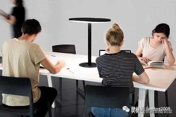新發明的光訊號網路檯燈，有光的地方就有網路