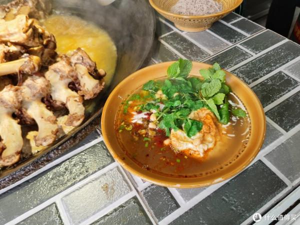 旅行就要邊走邊吃：舌尖上的昆明，盤點我在昆明吃到的各種美食