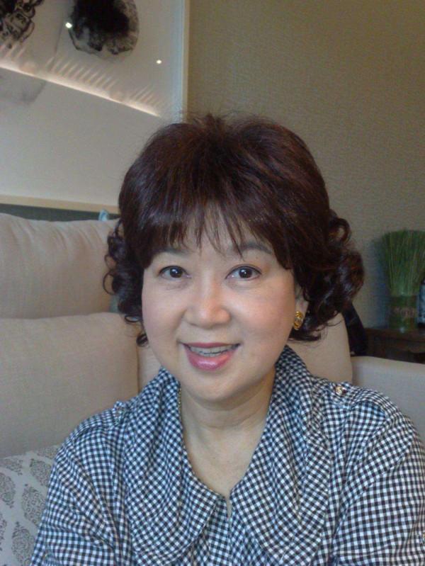 國內外多地有房!香港知名老戲骨家中內飾曝光,足足有一整櫃金器 國內外多地有房!香港知名老戲骨家中內飾曝光,足足有一整櫃金器