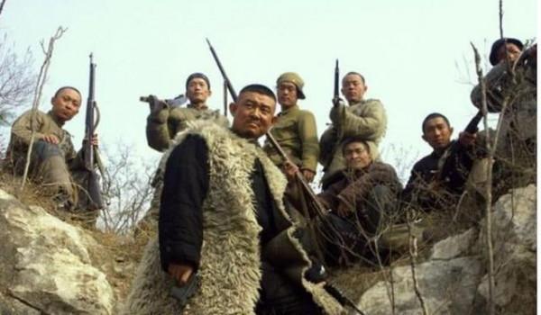 1944年,土匪夜襲女生部驚動蔣介石,沒有因此被剿滅反而成為軍官 1944年,土匪夜襲女生部驚動蔣介石,沒有因此被剿滅反而成為軍官