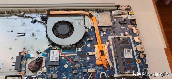 聯想膝上型電腦小新潮5000拆機換鍵盤步驟