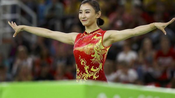 蹦床公主何雯娜,僅用48秒創造世界紀錄!空中芭蕾驚豔世界 蹦床公主何雯娜,僅用48秒創造世界紀錄!空中芭蕾驚豔世界