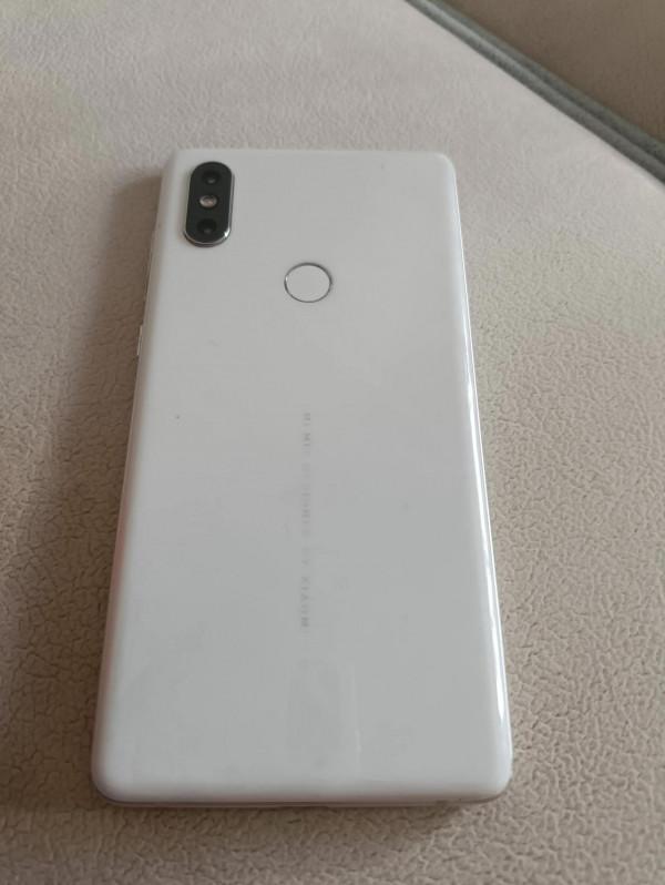 6+64陶瓷白小米mix2s.是出掉還是收藏？