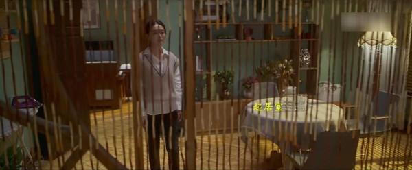 編劇眼裡“接地氣”:國產劇中的養老房,動不動就是整套實木傢俱 編劇眼裡“接地氣”:國產劇中的養老房,動不動就是整套實木傢俱