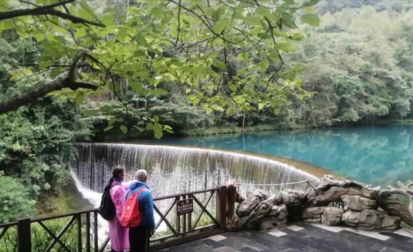 神奇大小七孔景區,美如仙境,疑是人間,讓人流連忘返,太美了 神奇大小七孔景區,美如仙境,疑是人間,讓人流連忘返,太美了