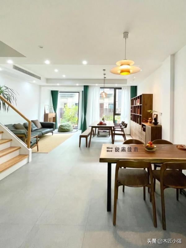 擯棄繁雜,迴歸簡單,看這個三層別墅定製,有詩意,有遠方 擯棄繁雜,迴歸簡單,看這個三層別墅定製,有詩意,有遠方