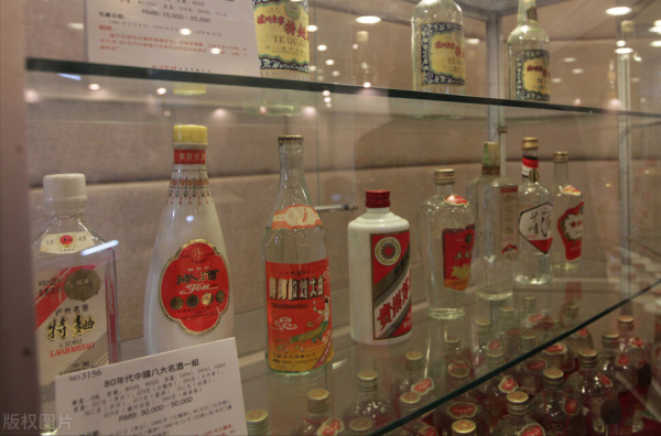 選口糧酒必備：“光瓶”白酒經典款這麼選