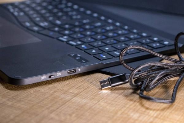 有了這個鍵盤，平板的生產力可以說成了