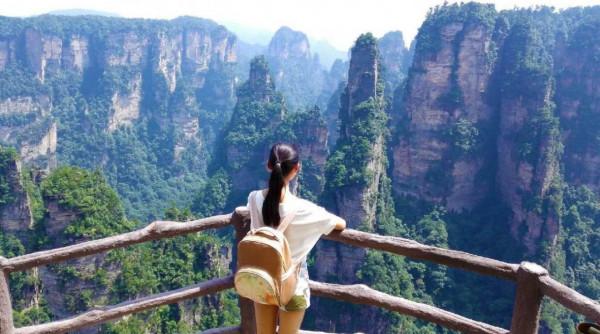 如今，看山不是山