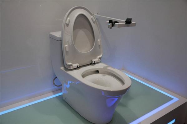 抽水馬桶漏水怎麼定位，抽水馬桶漏水維修方法是什麼？