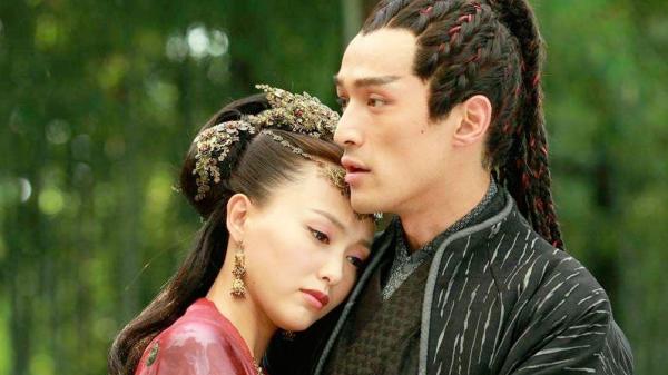 胡歌新劇陣容官宣，唐嫣甘願成女二，“影后”馬伊俐成最大贏家