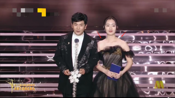 長春電影節:鄧萃雯發福何琳臉僵,景甜霸總範,蔡少芬張晉秀恩愛 長春電影節:鄧萃雯發福何琳臉僵,景甜霸總範,蔡少芬張晉秀恩愛