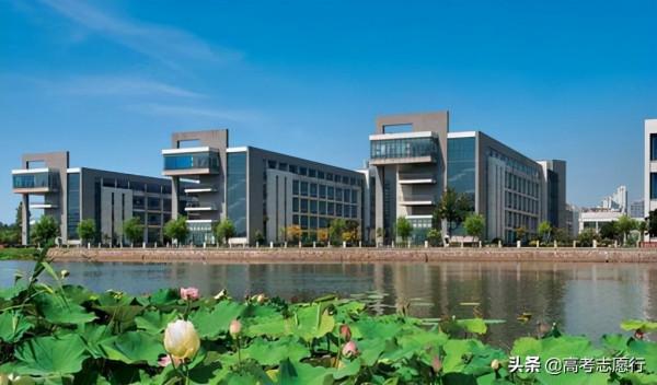 通訊工程專業，這2所普通大學很不錯，大多數高考生都有機會報考