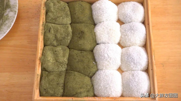 如果你有糯米粉，快收藏這食譜，兩種口味的糯米餈，做法太簡單了