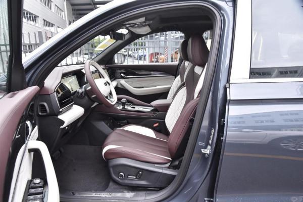 218馬力&plus;7&period;9秒破百，15&period;52萬入手中配，帶三塊大屏，星越L值嗎？