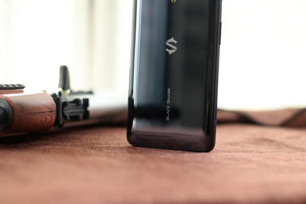 2021年四款“最佳”手機,配置升級不留餘地,個個都是狠角色 2021年四款“最佳”手機,配置升級不留餘地,個個都是狠角色