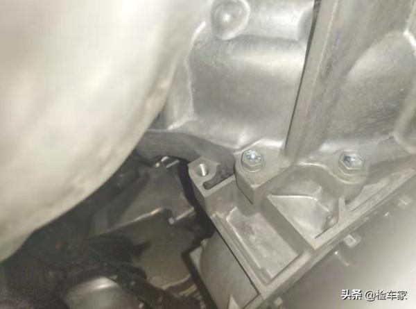 70多萬買臺雷克薩斯LS，車商：有這種好事兒我還想著你？