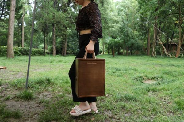 帶上便捷調料櫃,在露營中收藏山間風味 帶上便捷調料櫃,在露營中收藏山間風味