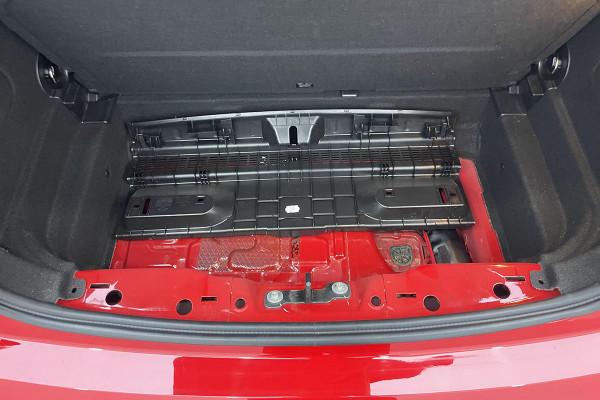 24萬買輛寶馬MINI，檢測後發現不漏油，客戶：這特喵的是假寶馬？