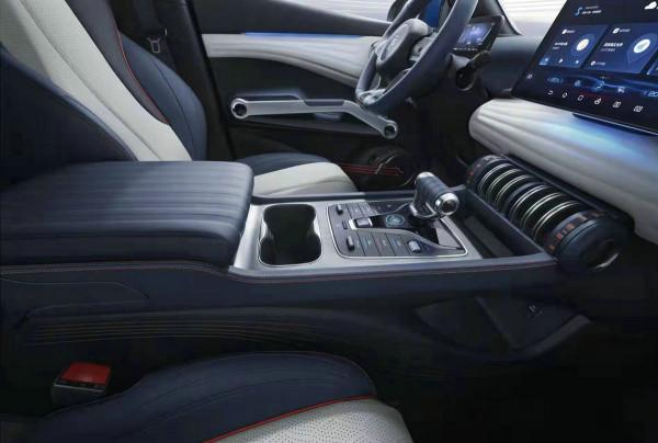 共推4款車型，比亞迪元PLUS開啟預售：13.28萬元起