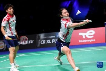羽毛球——丹麥公開賽：黃東萍/鄭雨女雙奪冠