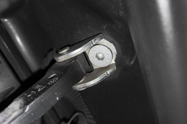 開了6年的法拉利458四次易主還敢說原版原漆?檢測師:這回是真的 開了6年的法拉利458四次易主還敢說原版原漆?檢測師:這回是真的