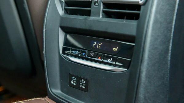 準新車況也能省10萬——二手寶馬325Li 首發版