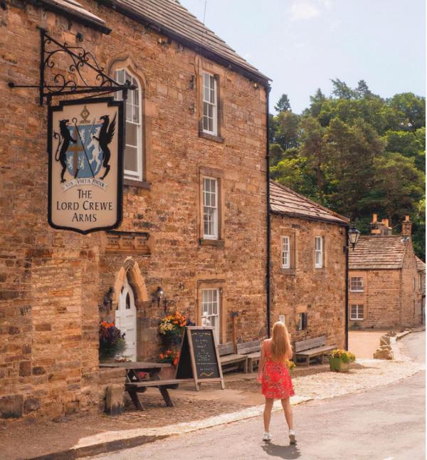 “爺爺”酒店韻味足，英倫風雲入夢來