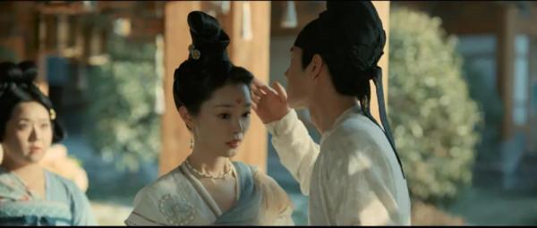 瘋狂懟臉拍,打戲拍得像吃雞,《風起洛陽》拍成這樣,導演要負責 瘋狂懟臉拍,打戲拍得像吃雞,《風起洛陽》拍成這樣,導演要負責