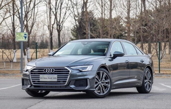 四大轎車“年度銷冠”鎖定：凱美瑞或取代雅閣，寶馬5系稱王！