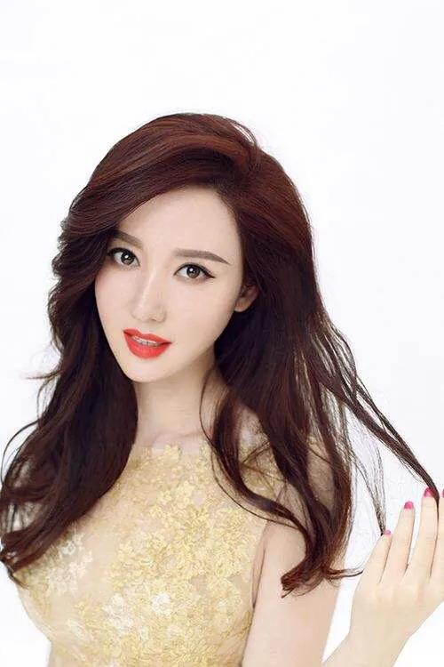 閉月羞花的張萌，是多少人心目中的最美女神