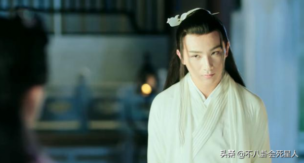 古偶又添醜頭套!陳偉霆的辣眼,張若昀劉海多餘,許凱的不如不要 古偶又添醜頭套!陳偉霆的辣眼,張若昀劉海多餘,許凱的不如不要