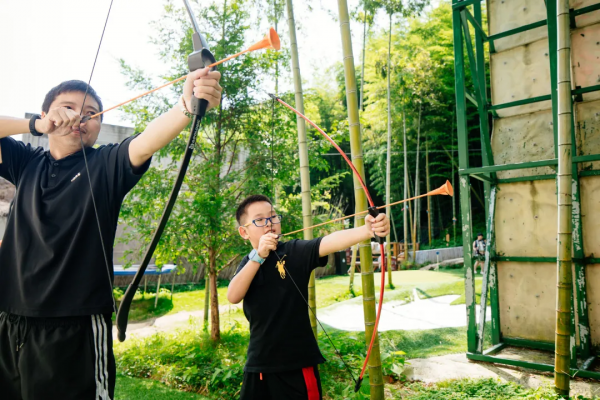 莫干山首家擁有明星代言網紅森林民宿，35米竹林滑梯丨宿裡FUN集