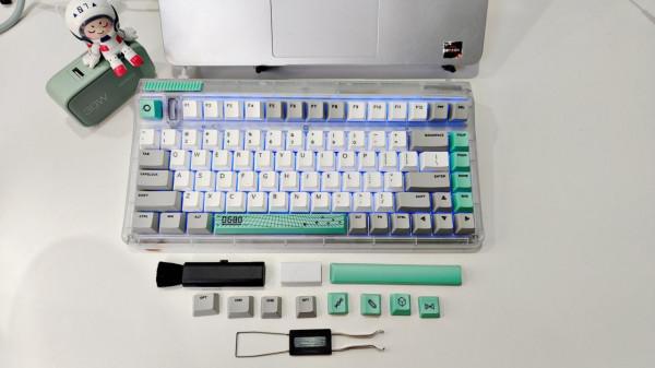 我的桌面1.0分享，美少女的一隅天地