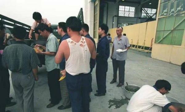 為何說兩伊戰爭救了中國兵工廠？看看當年的交易額，至今無法超越