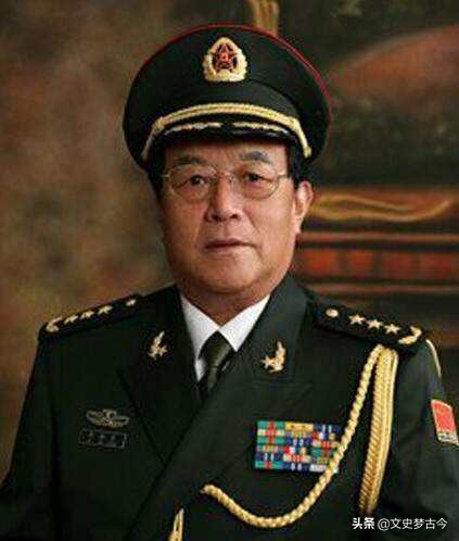 1997年，梁光烈主政瀋陽軍區，他的搭檔是誰？沙場老將不簡單
