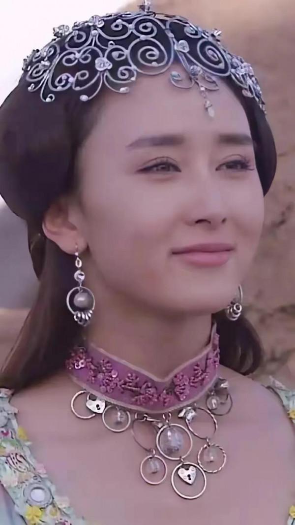 雲南演員—胡靜