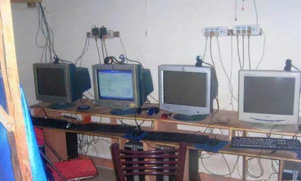 一年倒閉一萬多家,網咖為什麼不火了? 一年倒閉一萬多家,網咖為什麼不火了?