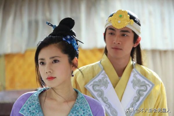 10部造型辣眼的古裝劇,看過三部你就要“洗眼睛”了 10部造型辣眼的古裝劇,看過三部你就要“洗眼睛”了
