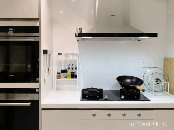 服！沒有沙發電視，60㎡住出120㎡的通透感