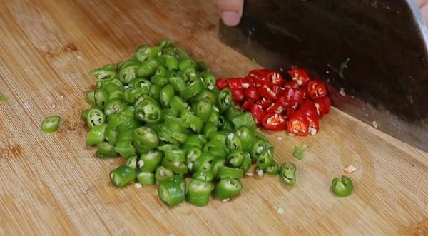 黃豆加1勺麵粉,80歲奶奶從小吃到大,現在知道的人不多了,真香 黃豆加1勺麵粉,80歲奶奶從小吃到大,現在知道的人不多了,真香