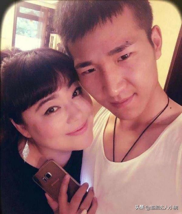 明星之間的姐弟戀,鍾麗緹感覺自己很累,伊能靜成為童話公主 明星之間的姐弟戀,鍾麗緹感覺自己很累,伊能靜成為童話公主