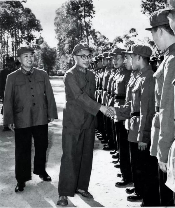 福建省僅有3位開國上將，全都是兵團司令，也是大軍種司令