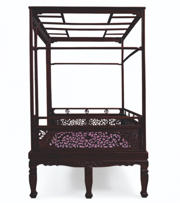 傳世孤例明晚期罕見黃花梨架子床即將亮相嘉德香港秋拍